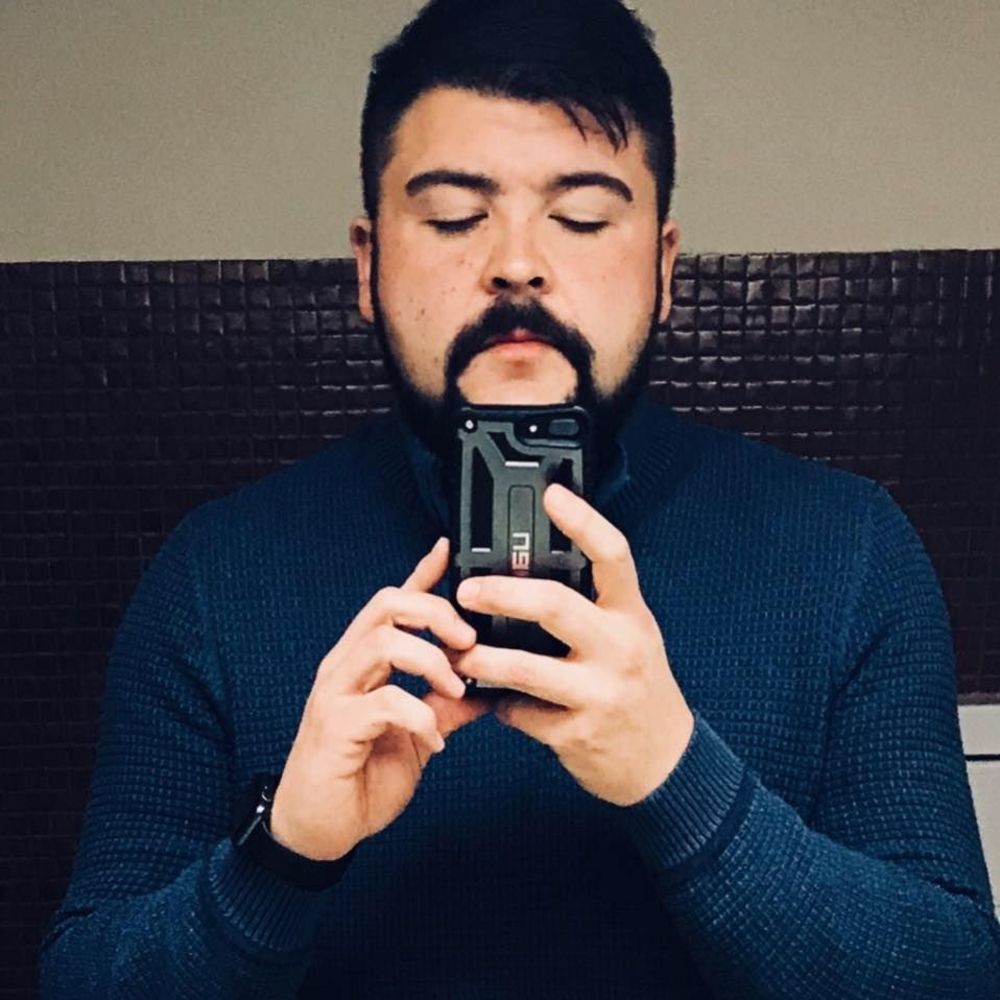 Meet your Posher, Jose